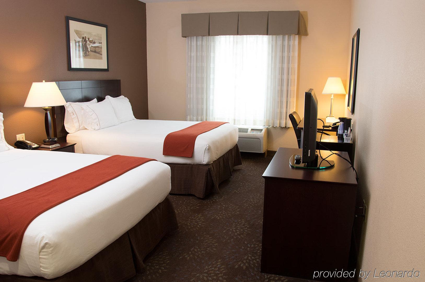 Holiday Inn Express & Suites East Wichita I-35 Andover By Ihg Exterior foto